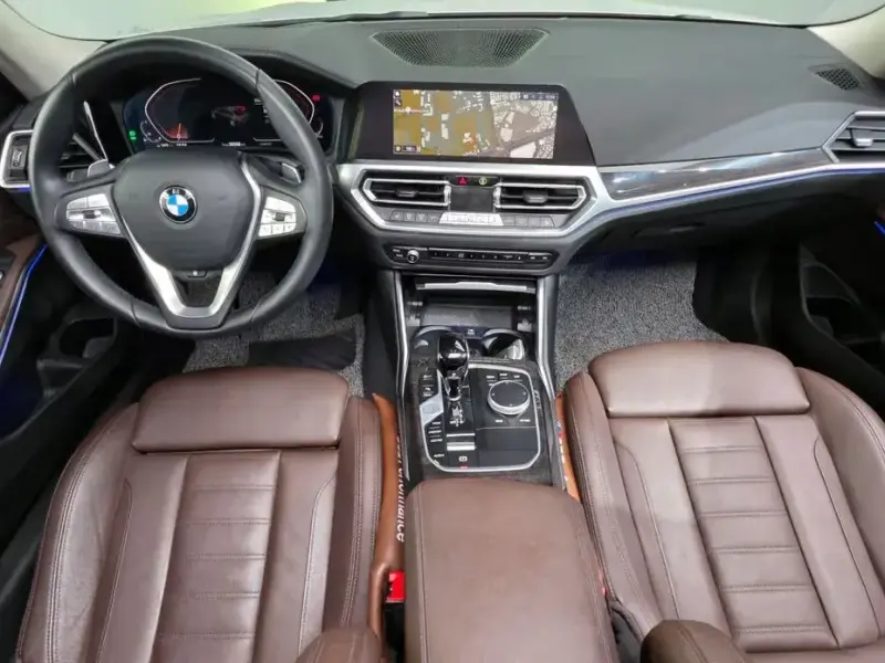 2021 BMW 3 серии с пробегом 39 568 км