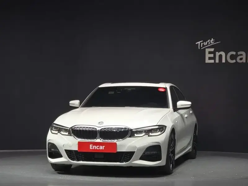 2022 BMW 3 серии с пробегом 20 496 км