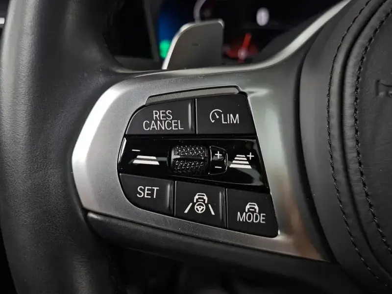 2022 BMW 3 серии с пробегом 20 496 км