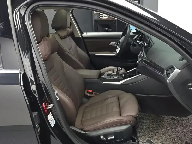 2022 BMW 3 серии с пробегом 46 381 км
