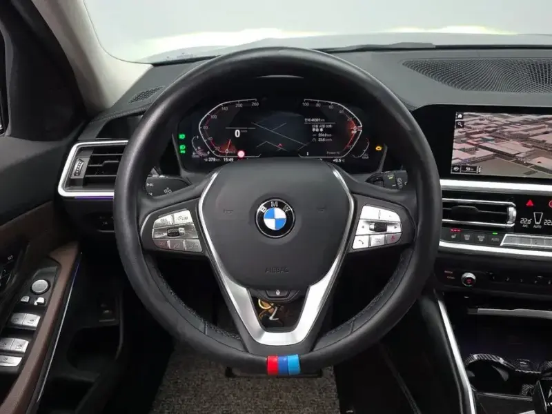2022 BMW 3 серии с пробегом 46 381 км