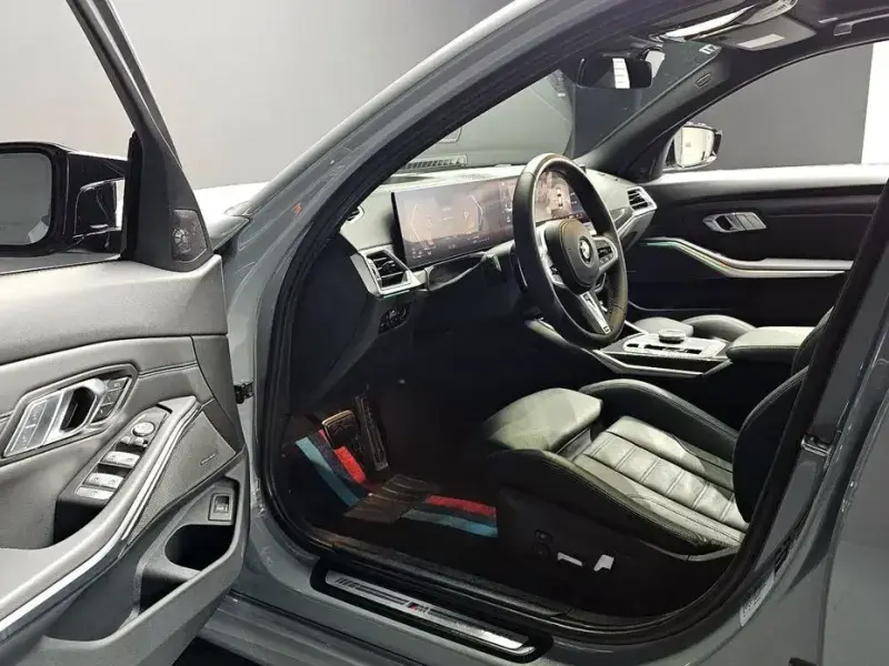 2023 BMW 3 серии с пробегом 21 413 км
