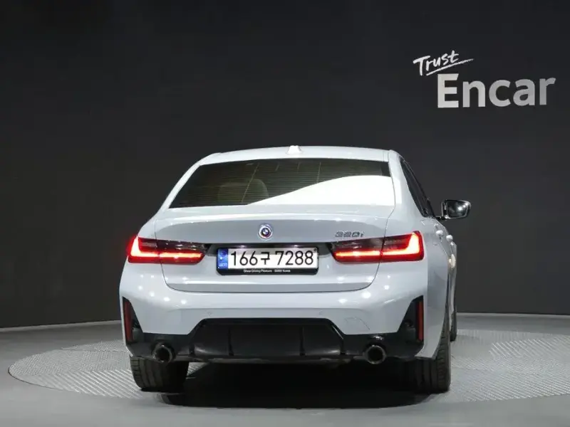 2022 BMW 3 серии с пробегом 36 947 км