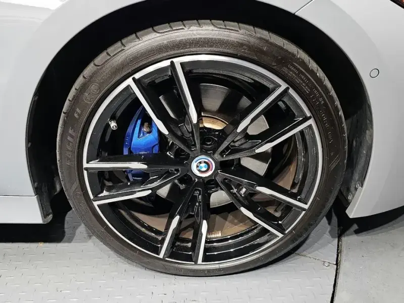 2023 BMW 3 серии с пробегом 21 413 км