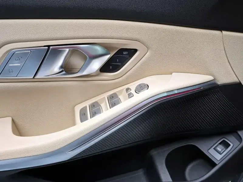 2022 BMW 3 серии с пробегом 36 947 км