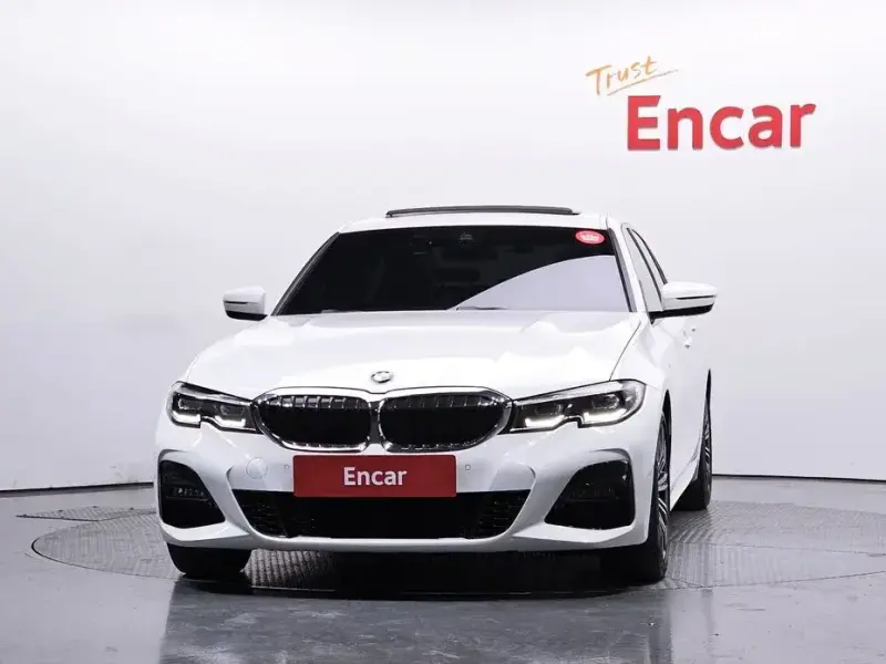2022 BMW 3 серии с пробегом 42 687 км