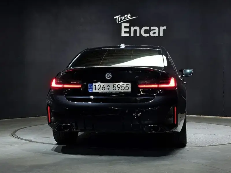 2023 BMW 3 серии с пробегом 20 042 км