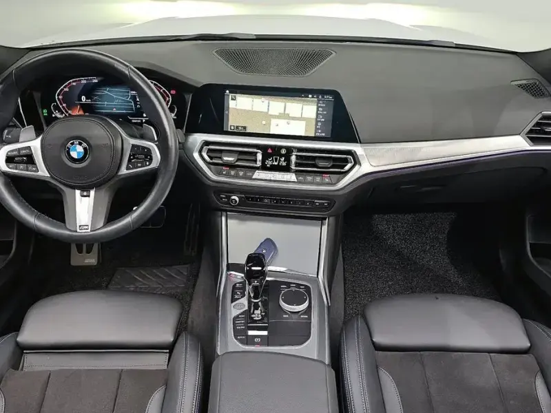 2022 BMW 3 серии с пробегом 42 687 км