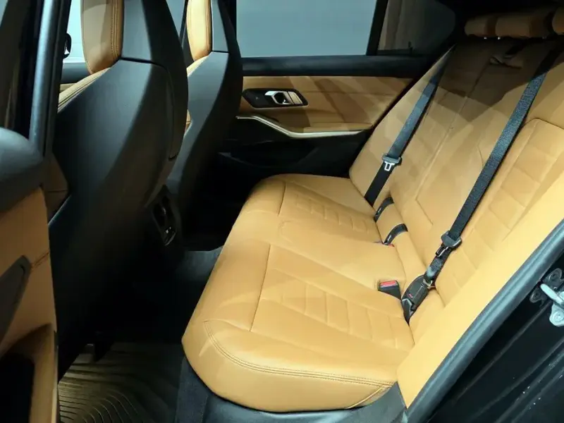 2023 BMW 3 серии с пробегом 20 042 км