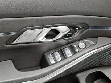 2022 BMW 3 серии с пробегом 42 687 км