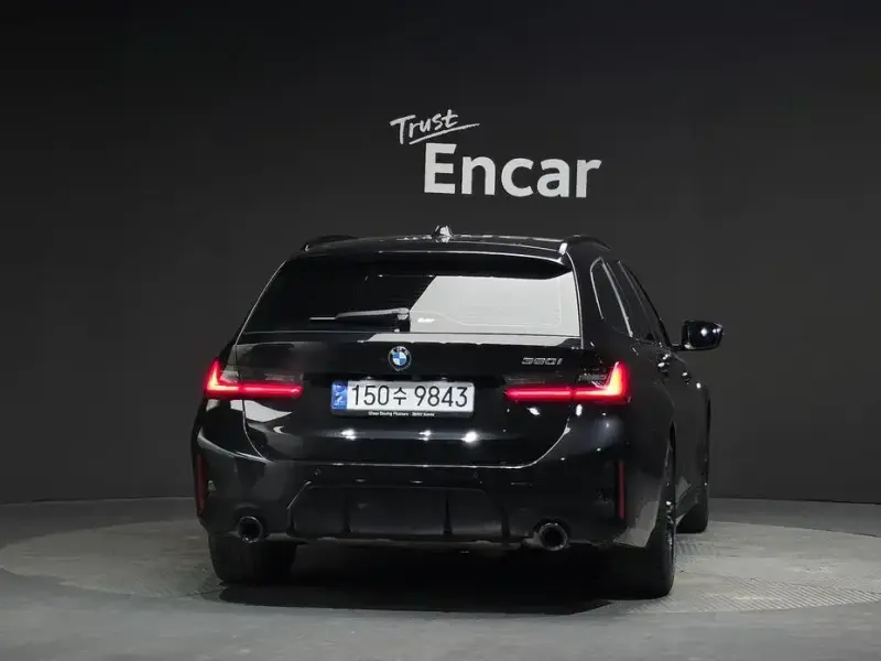 2023 BMW 3 серии с пробегом 28 259 км