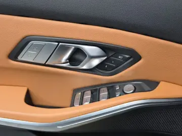2023 BMW 3 серии с пробегом 28 259 км