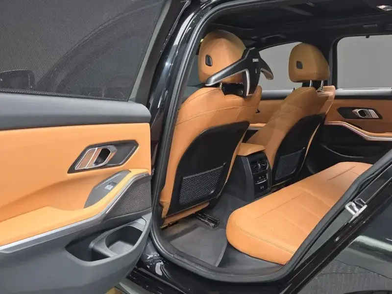 2023 BMW 3 серии с пробегом 28 259 км