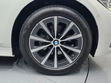 2021 BMW 3 серии с пробегом 24 681 км