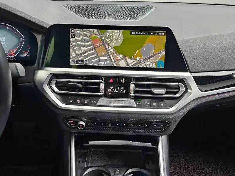 2021 BMW 3 серии с пробегом 24 681 км