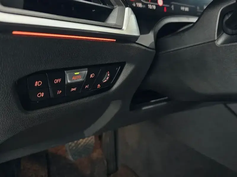 2021 BMW 3 серии с пробегом 24 681 км