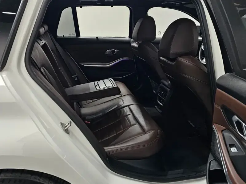 2022 BMW 3 серии с пробегом 38 821 км