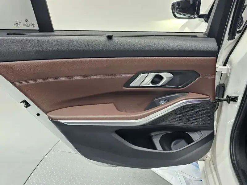2022 BMW 3 серии с пробегом 38 821 км