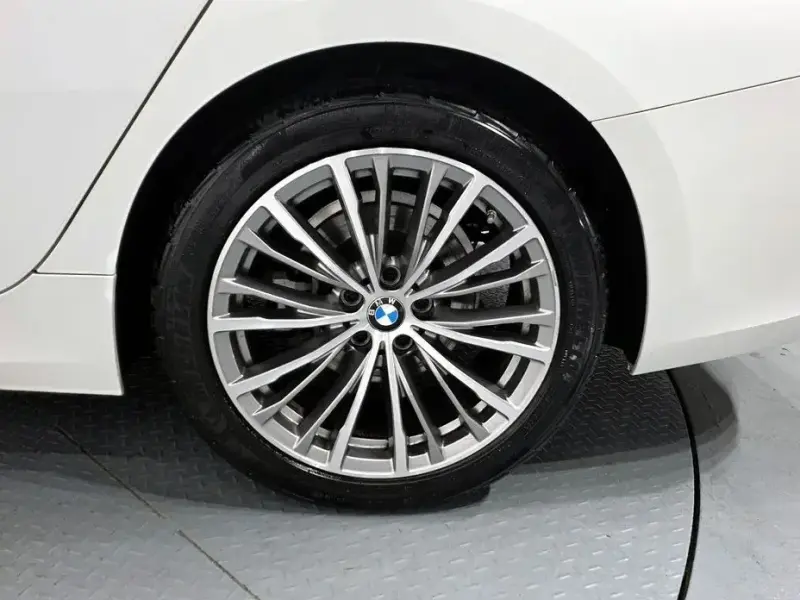 2022 BMW 3 серии с пробегом 41 376 км