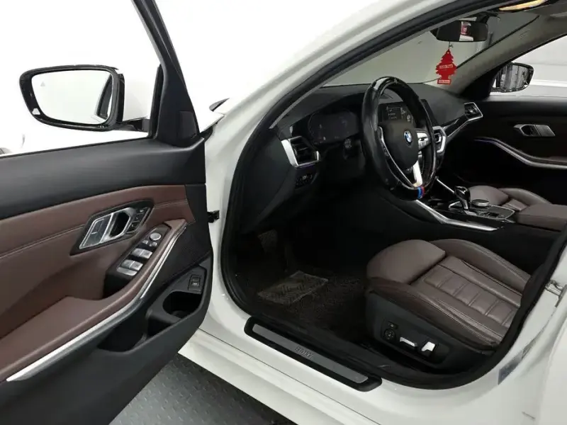 2022 BMW 3 серии с пробегом 41 376 км