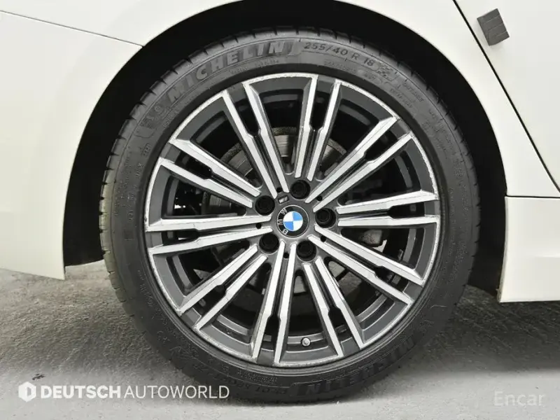 2021 BMW 3 серии с пробегом 39 583 км