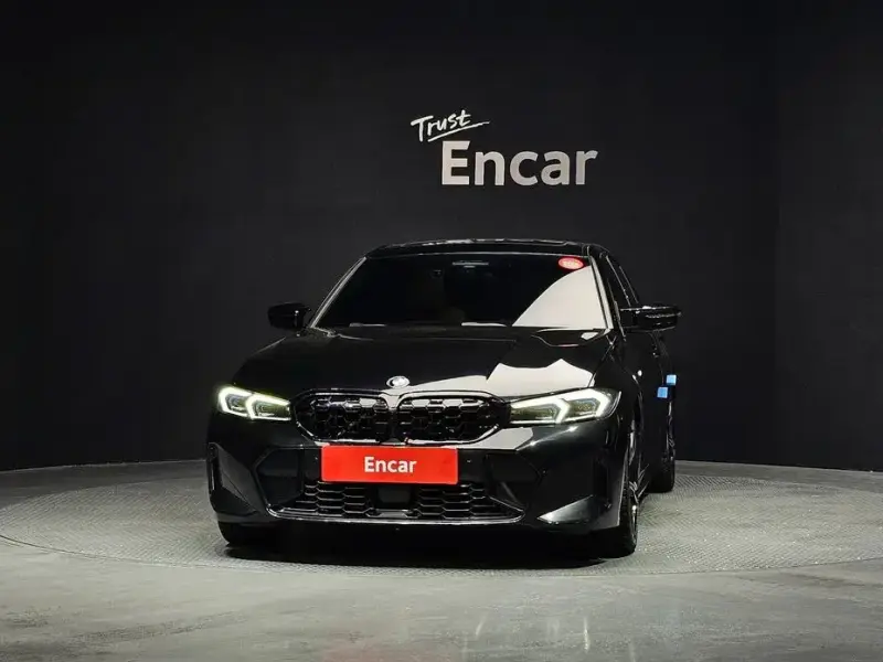 2023 BMW 3 серии с пробегом 48 670 км