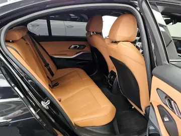 2023 BMW 3 серии с пробегом 48 670 км