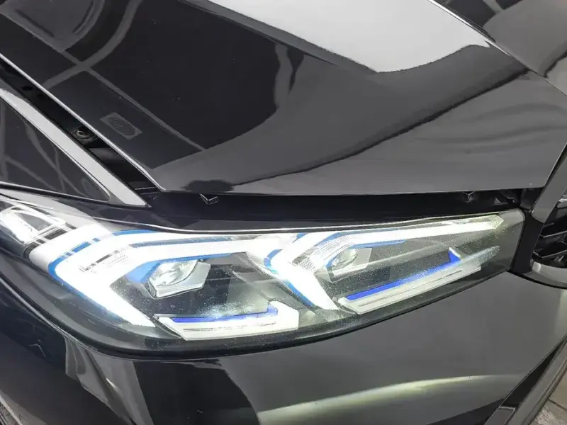 2023 BMW 3 серии с пробегом 48 670 км