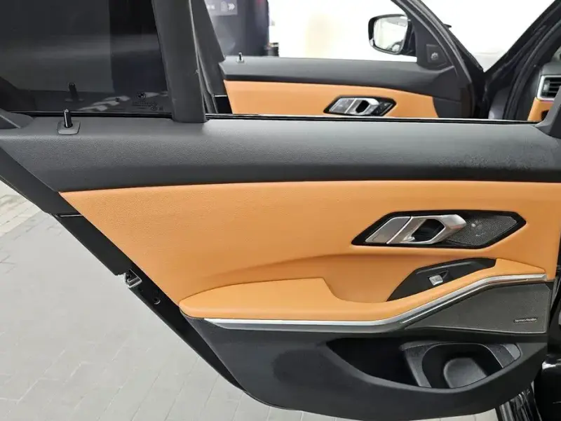 2023 BMW 3 серии с пробегом 48 670 км