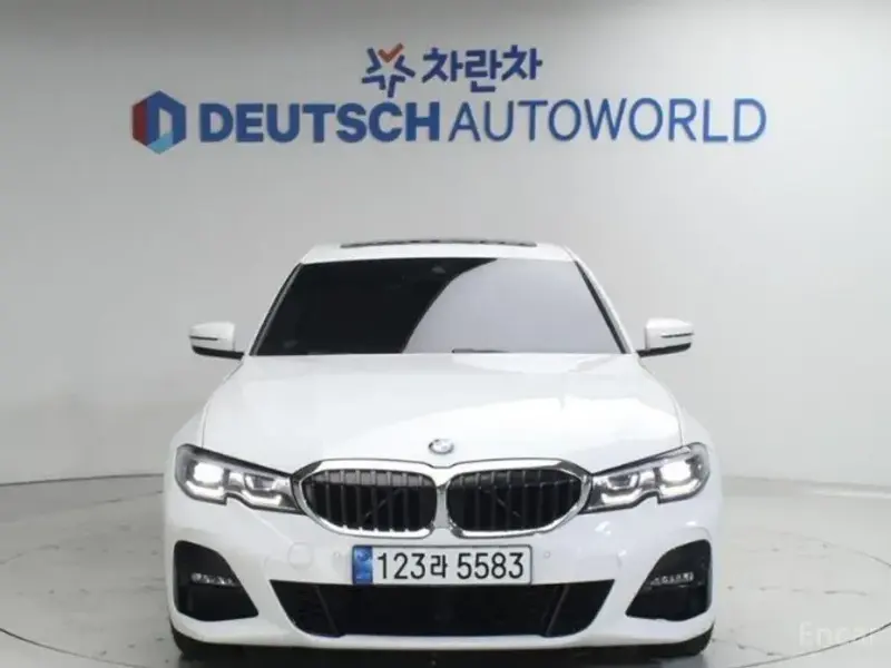 2022 BMW 3 серии с пробегом 40 538 км