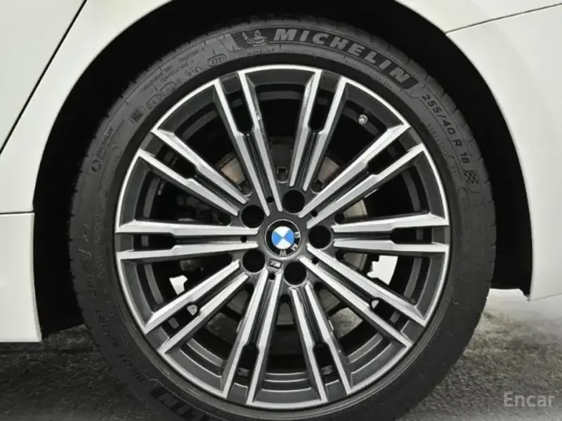 2022 BMW 3 серии с пробегом 40 538 км