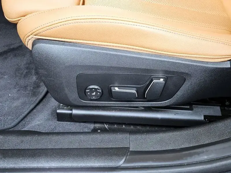 2023 BMW 3 серии с пробегом 48 670 км