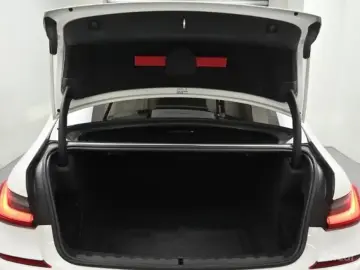 2022 BMW 3 серии с пробегом 40 538 км