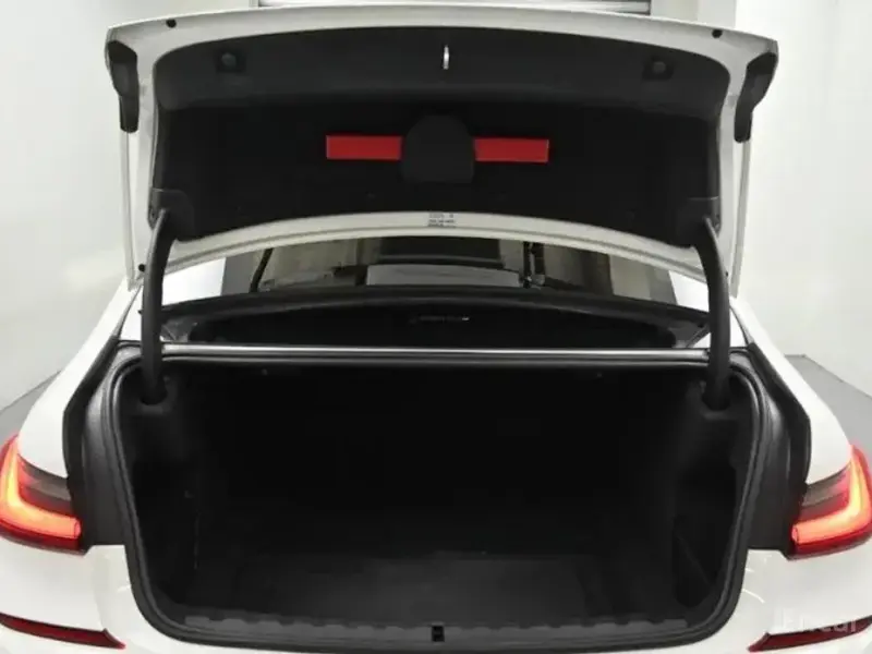 2022 BMW 3 серии с пробегом 40 538 км