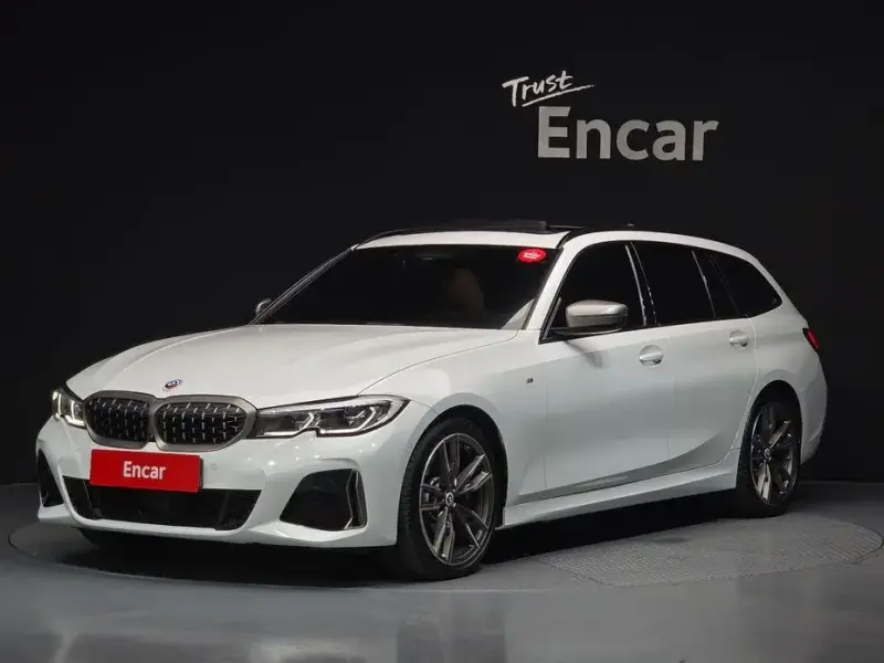 2022 BMW 3 серии с пробегом 47 740 км