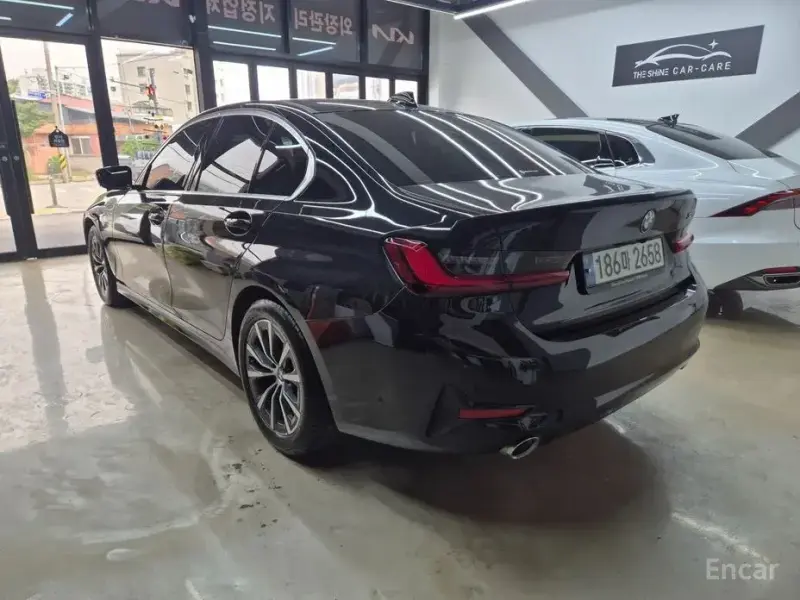 2021 BMW 3 серии с пробегом 14 708 км