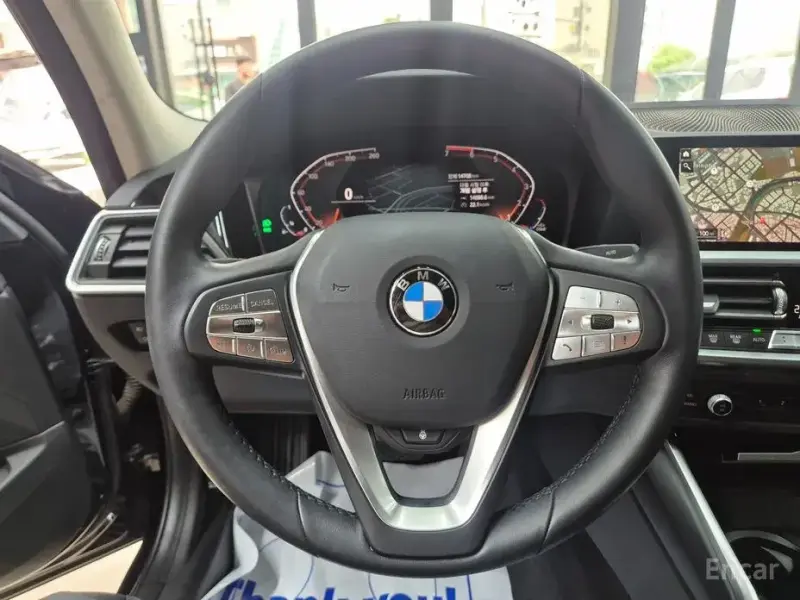 2021 BMW 3 серии с пробегом 14 708 км