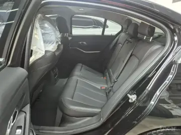 2021 BMW 3 серии с пробегом 14 708 км