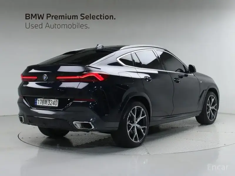 2023 BMW X6 с пробегом 27 017 км