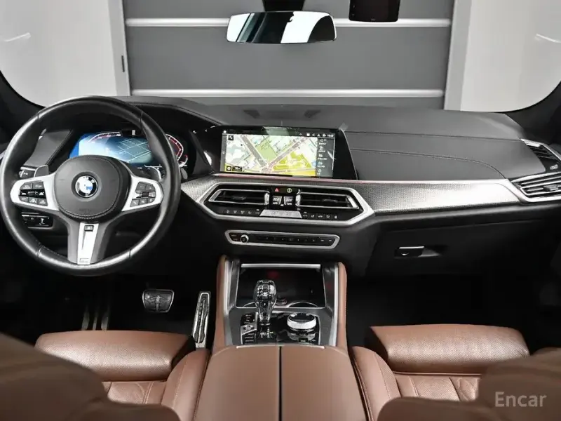 2023 BMW X6 с пробегом 27 017 км