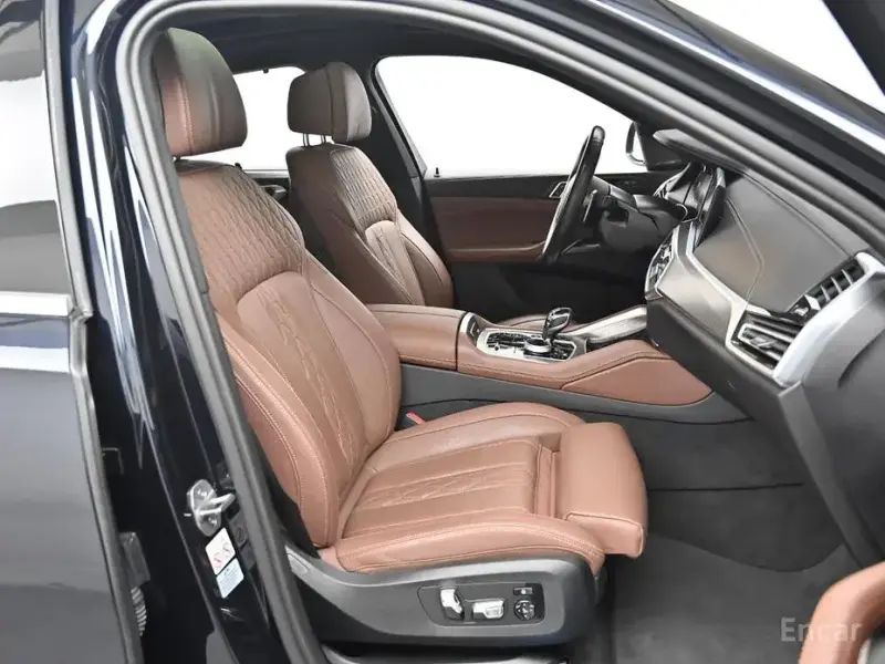 2023 BMW X6 с пробегом 27 017 км