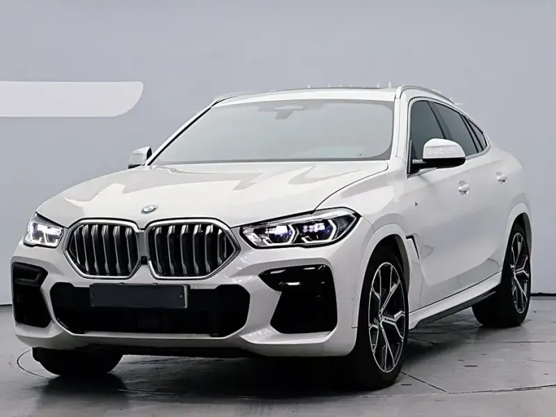2022 BMW X6 с пробегом 46 127 км