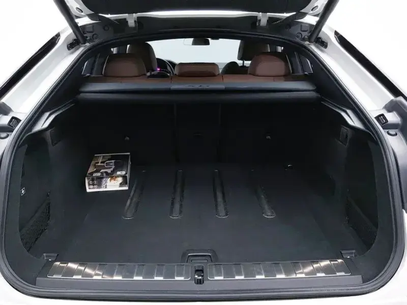2022 BMW X6 с пробегом 46 127 км