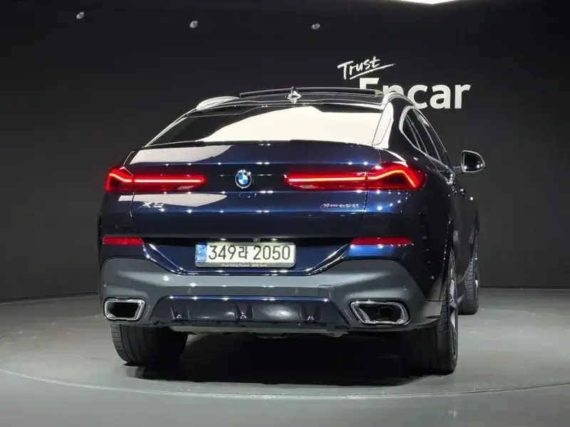 2022 BMW X6 с пробегом 46 696 км
