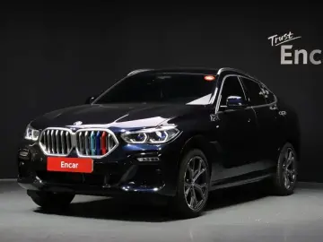 2021 BMW X6 с пробегом 15 468 км