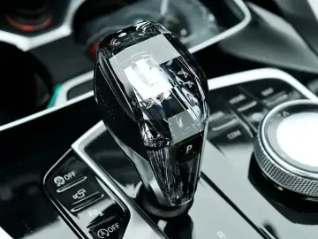 2022 BMW X6 с пробегом 75 055 км