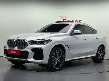 2022 BMW X6 с пробегом 24 443 км