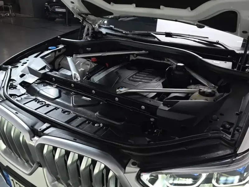 2022 BMW X6 с пробегом 93 708 км
