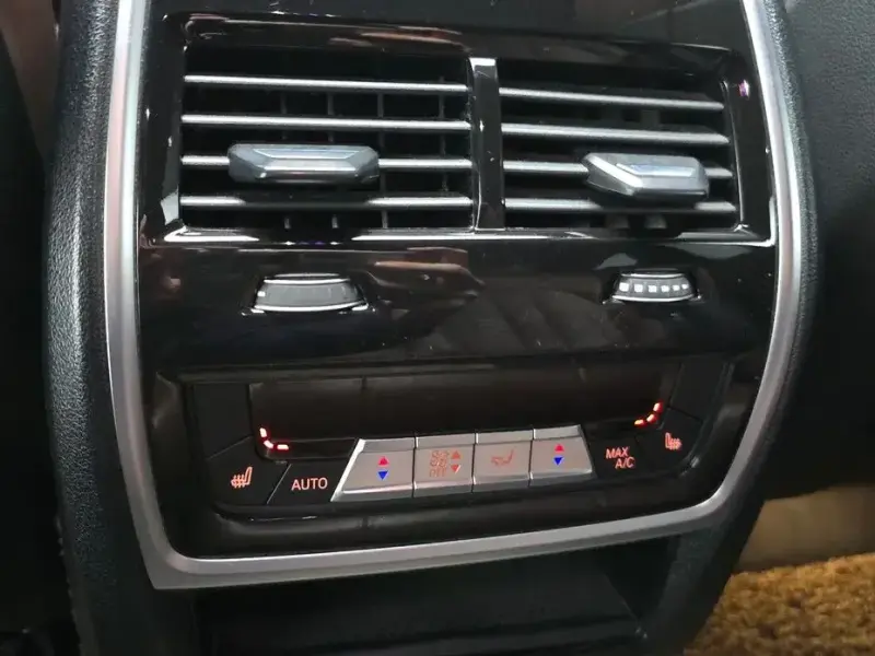 2021 BMW X6 с пробегом 51 480 км