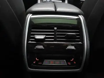 2022 BMW X6 с пробегом 93 708 км